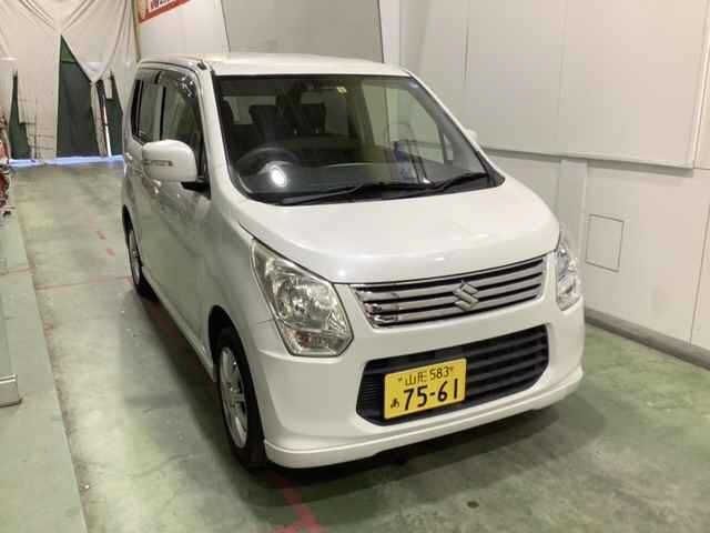 3075 Suzuki Wagon r MH34S 2013 г. (JU Yamagata)